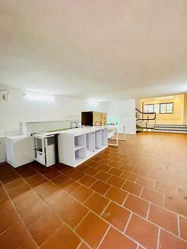 Mặt Phố An Dương Vương – Tây Hồ - 121 M2 – 5 T – Mt 5.5 M -Giá 32.5 Tỷ