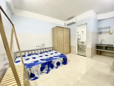 Cho Thuê Phòng Studio Full Nội Thất , Cửa Sổ , Thang Máy , Bảo Vệ , Nhà Xe Rộng , Ngay Chợ Bà Chiểu