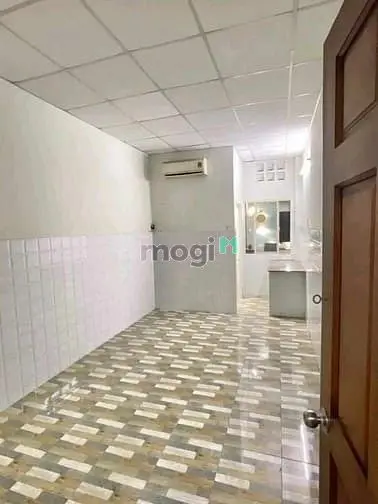 Phòng Giá Rẻ Sẵn Máy Lạnh Chỉ Từ 2,3Tr Đường Nguyễn Thị Tú