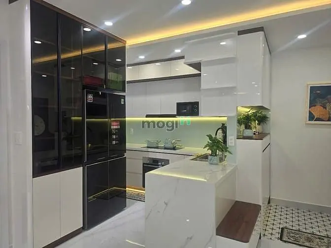 Cần Cho Thuê Nhanh Căn Hộ 3Pn Scenic Valley, Nhà Đẹp, Giá Tốt.