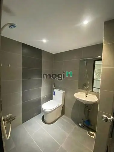 Toà Nhà Ngay Đường Dương Quảng Hàm , P.7, Q.gò Vấp