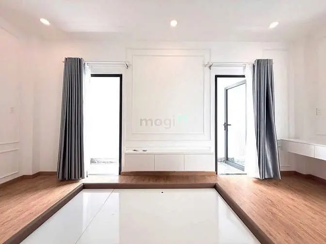 Nhà Đẹp - Thiết Kế Hiện Đại - 4 Tầng - Lạc Long Quân - Tân Bình