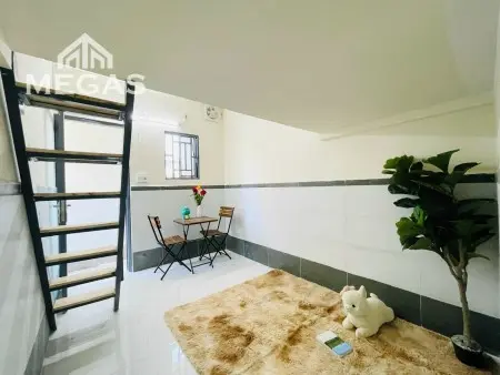 Cho Thuê Phòng Có Máy Lạnh, Thang Máy - Ban Công Ngay Cv Phú Lâm