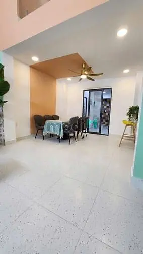 Nhà Có Lộc 61,6M2 – Ở Yên Ổn, Kinh Doanh Tốt, Giá 6,16 Tỷ