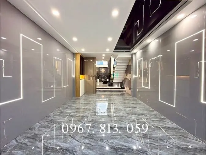 Nhà 1 Sẹc Đường Thạnh Xuân 25, Dt:4X15M, Lửng, 3 Lầu, 4Pn, Gara Xe