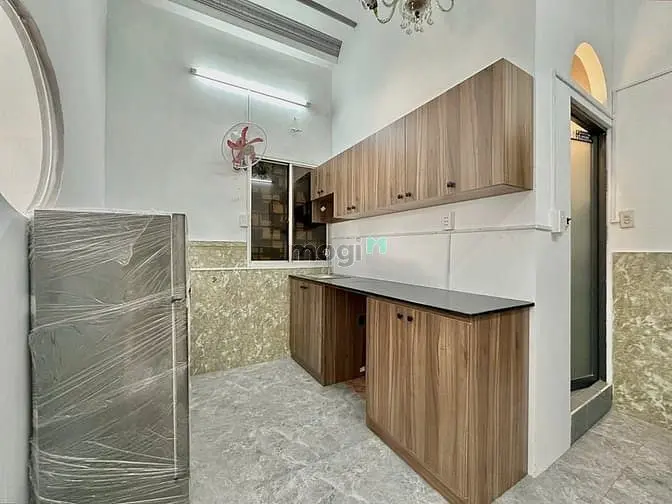 Chdv Full Nội Thất Ban Công Ngay Ngã Tư Bảy Hiền Quận Tân Bình