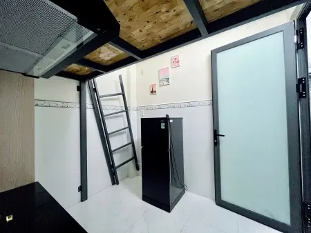Cho Thuê Phòng Trọ Giá Rẻ Gác Lửng Ngay Đường Tô Hiến Thành Q10 Gần Đh Bách Khoa, Kinh Tế, Huflit