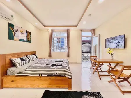 6Tr Tách Bếp - Thang Máy - Ban Công - Đường Lê Văn Sỹ Cách Đại Học Sư Phạm Vs Cầu Lê Văn Sỹ 300M