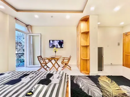 6Tr Tách Bếp - Thang Máy - Ban Công - Đường Lê Văn Sỹ Cách Đại Học Sư Phạm Vs Cầu Lê Văn Sỹ 300M