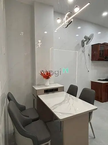 Bán Gấp Nhà Lạc Long Quân,Q11,Dt60M²,Giá1Tỷ880, 5Pn,4Wc,Shr,Plrr,Hẻmrộ