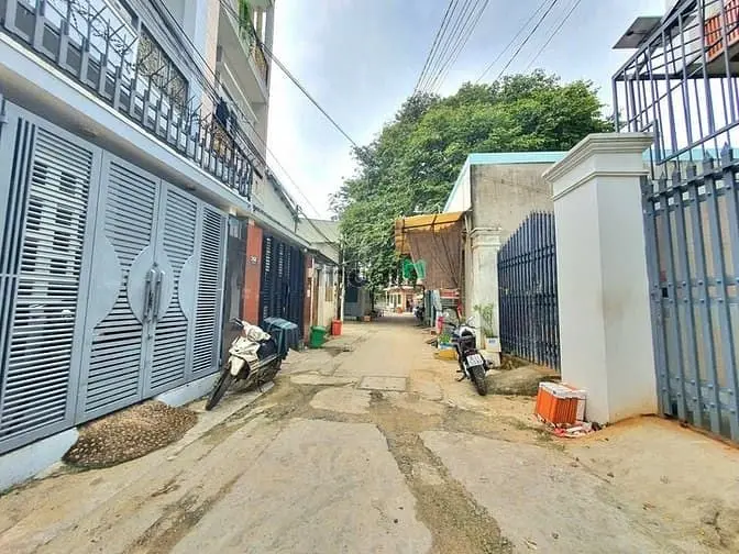 Bán Chdv 1 Trệt 2 Lầu 1 Tum Mặt Tiền Đường Nhánh Man Thiện . Tnpa. Q9