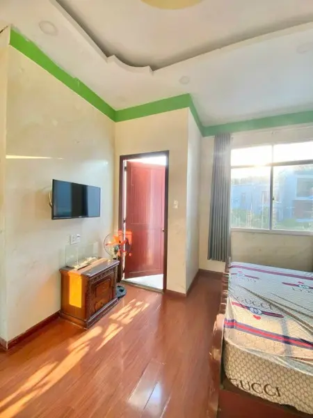 4Tr5 Studio Ban Công To -100M Ra Cầu Bông - Free 2 Xe - Nội Thất 100% Như Hình