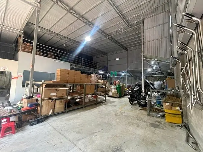 Cho Thuê Kho Đẹp 300 M² (Quận Bình Thạnh 12M X 20M Có Gác, Wc Riêng)