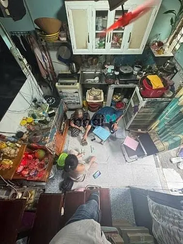 🍒Định Thổ Địa🍒 Hiếm Nhà Hxh Nguyễn Trung Trực Lô Góc 2 Lầu Vuông Vức