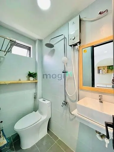 Tiễn Ngay Nhà Nguyễn Văn Đậu, Bthạnh,Dt:30M2-1T3L-2Tỷ2-3Pn 4Wc-Plrr