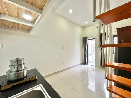 Phòng Có Gác Ban Công Lớn Gần Chợ Bà Chiểu - Bùi Đình Túy