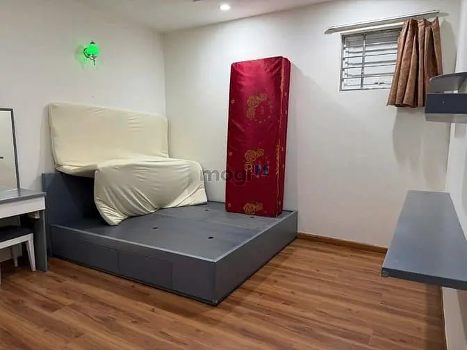 Thuê Cc Phan Xích Long Full Nội Thất, 13Tr5/Th, P7, Pn, 90M2, 3Pn.