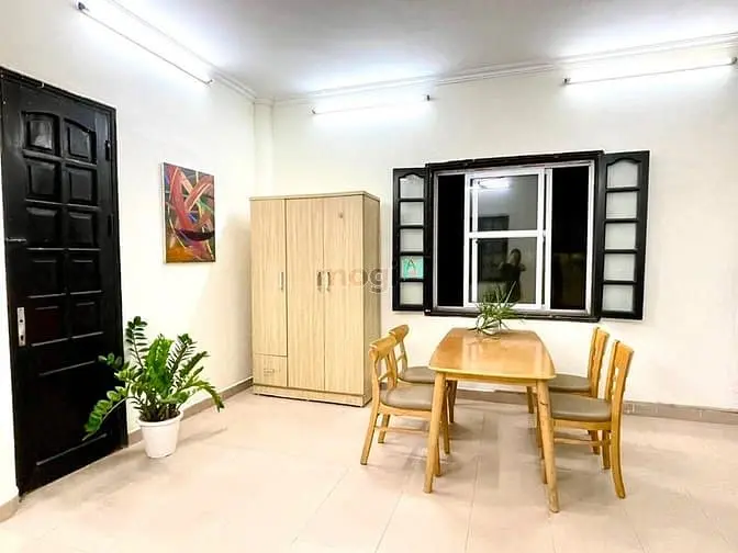 Chính Chủ Cho Thuê Căn Studio Thoáng Đẹp Ngay Vincom Bà Triệu