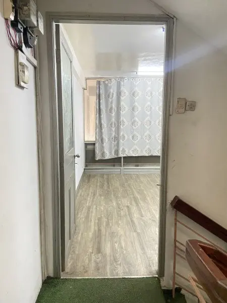 Cho Nữ Thuê Phòng Trọ Mặt Tiền Quận 4