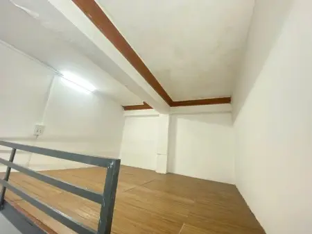 Phòng Gác Bếp, Lầu 1, Cửa Sổ, Sạch Sẽ, Gần Vincom Phan Văn Trị 400M