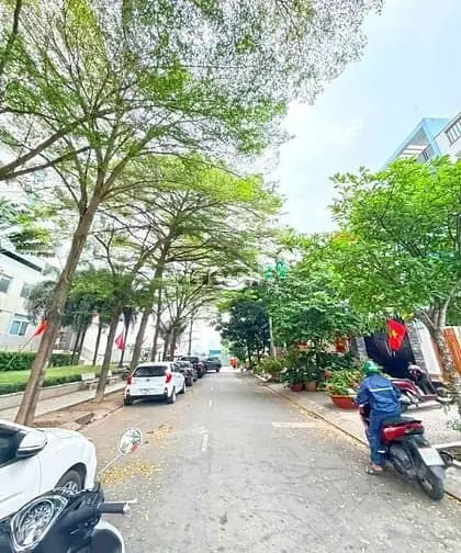 Bán Nhanh Lô Đất 4X25M Mặt Tiền Đường Số Liền Kề Phú Mỹ Hưng, Quận 7