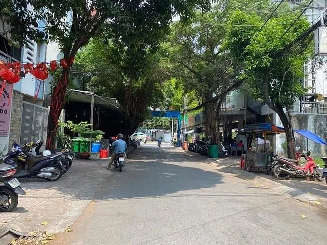 Nhà 4 Tầng Mặt Tiền Công Viên K82 Quận 12, 6X20 Gần Chợ Tân Chánh Hiệp