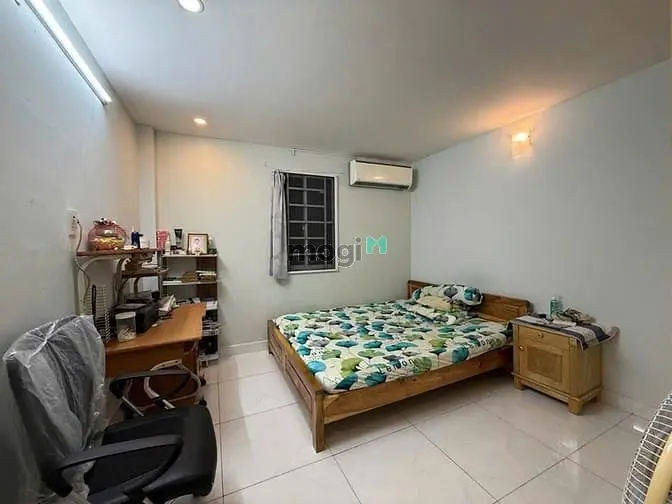 Nhà Mới 4 Tầng, Hẻm Xe Hơi Gần Lê Văn Lương