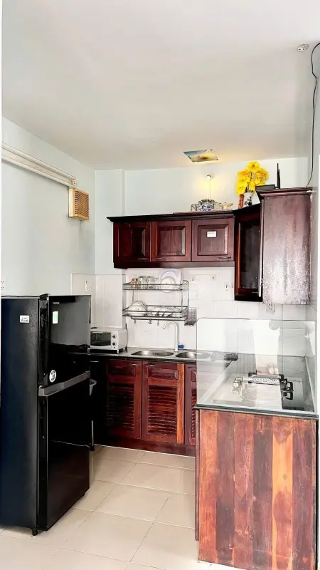 Giá 8Tr5/Tháng, C/C Miếu Nổi, Vũ Huy Tấn, Bt, 57M2, 1Pn, 1Wc, Nhà Mới.