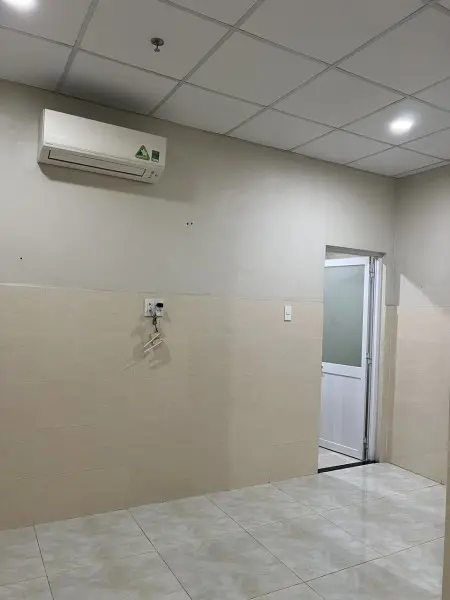 Phòng 3Tr8 Đối Diện Gigamall – Thang Máy – An Ninh – Có Sân Phơi Riêng