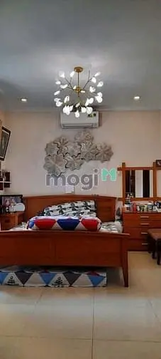 Bán Nhà 13/4 Trần Quý Phường 4 Quận 11