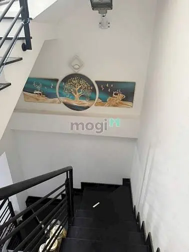 Bán Nhà 1 Trệt 2 Lầu Hẻm 47 Trường Lưu, Long Trường, Q9 - Giá 4 Tỷ 250