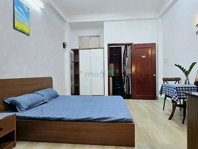 Ch Studio Cửa Sổ - Phan Xích Long Pn Full Nội Thất