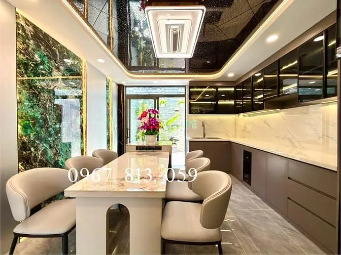 Nhà Kế Bên Trường Cấp 2 Tô Ngọc Vân, Dt:4X25M, Lửng, 3 Lầu, 4Pn,