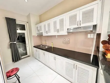 Giá 14Tr/Th, C/C Phúc Yên, Phan Huy Ích, P15, Tb, 130M2, 3Pn, 3Wc. Căn Góc.