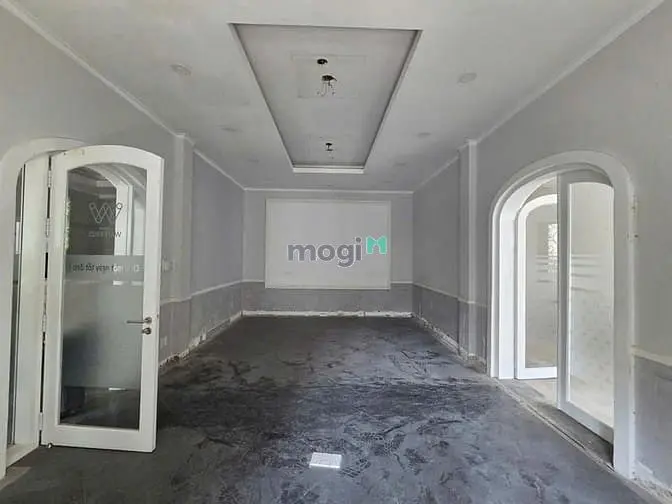 Cho Thuê Nhà Mặt Tiền 1 Lý Văn Phức, Quận 1 - Ngang 12M, Hầm 4Tầng