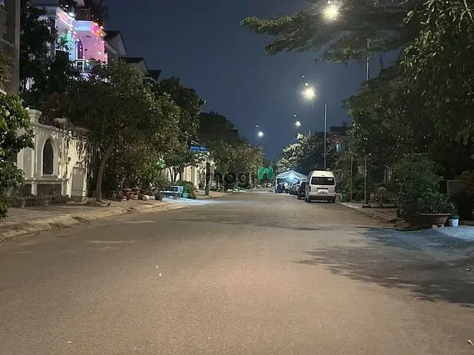 Bán Gấp Nhà Biệt Thự Đặng Thùy Trâm Ngang 10M 200M2 4 Tầng Đẹp 30 Tỷ