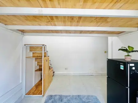 Phòng Mới Có Gác Lửng Tiện Lợi, Cửa Sổ Thoáng, Gần Đh Công Nghiệp, Văn Lang, Ou,....