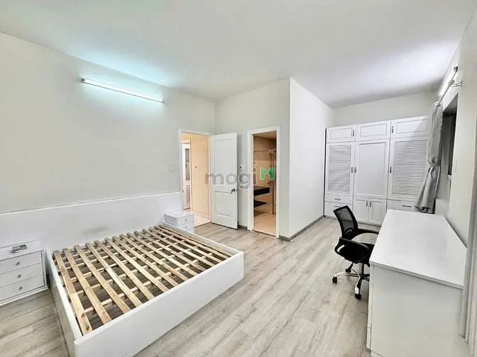 Giá 14Tr/Th, C/C Phúc Yên, Phan Huy Ích, P15, Tb, 130M2, 3Pn, 3Wc. Căn