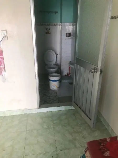 Phòng Sạch Sẽ, Thoáng Mát, Ban Công Riêng Tại 687/46 Lạc Long Quân, Tân Bình