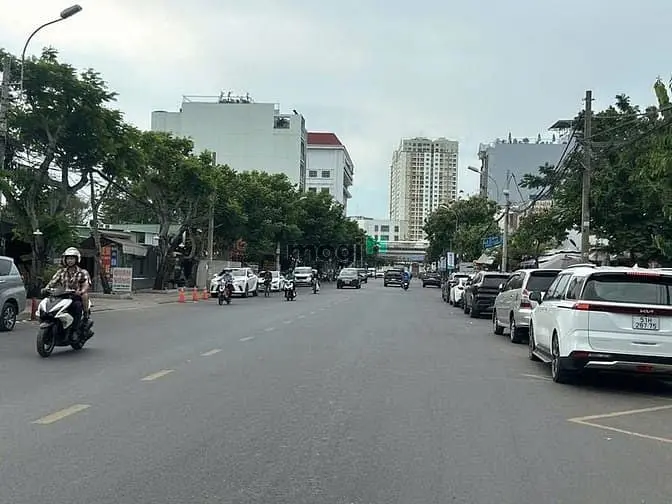 Rất Ngộp Mtkd 5 Lầu Ngang 5M Đặng Thùy Trâm 120M2 Tiện Làm Vp 25.X Tỷ