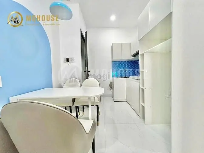 Căn Hộ Full Nội Thất Có Ban Công Gần Ngã Tư Hàng Xanh - Lanmark 81