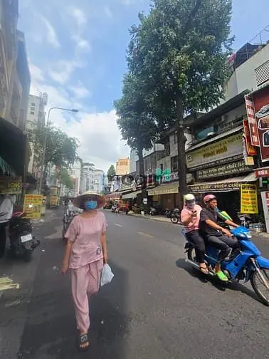 Cho Thuê Nhà Mặt Tiền Nguyễn Thái Bình- Kd Sầm Uất Chỉ 12Tr