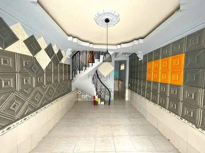 Hàng Hiếm - Nhà 1 Lầu 2Pn Mặt Tiền Hẻm 4M Huỳnh Tấn Phát, Quận 7