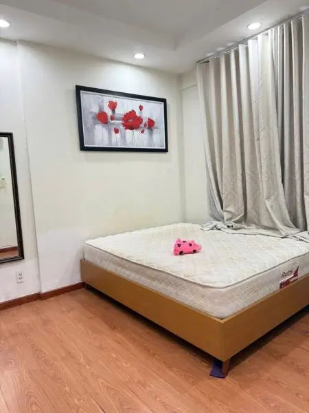 Chung Cư Ruby, 2A Nguyễn Sỹ Sách, Tb: 120M2, 3P Ngủ, Full Nt, 13,5Tr