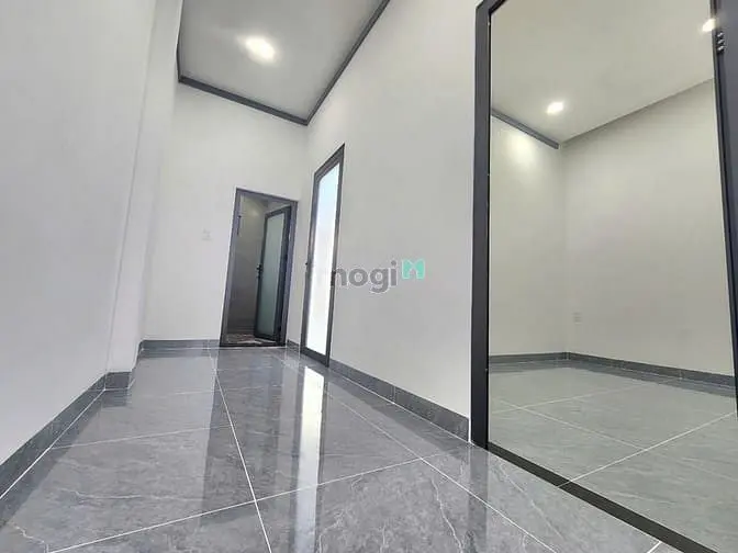 Chỉ 1 Tỷ 850Tr – Nhà Phố, 1 Trệt, 1 Lầu. Lê Hồng Phong. Long Khánh