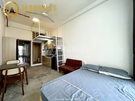 Căn Duplex Co Tv. Ban Công Thoáng Mát Có Nhiều Anh Sáng Tự Nhiên.