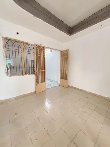 Cho Thuê Căn Ban Công Tách Bếp Tô Hiến Thành Q10