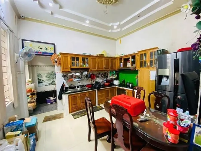 Bán Nhà 1 Trệt 2 Lầu Góc 2 Mt Đường 185 Phước Long B