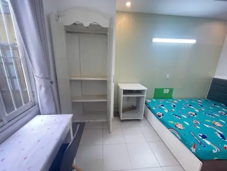 Studio Full Nội Thất Thang Máy Quận 1