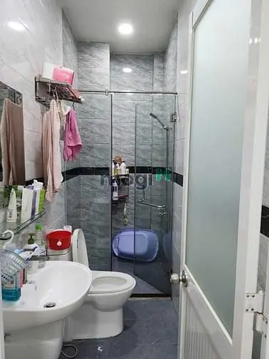 Bán Nhà Hẻm Rộng 2 Tầng Btct Hoàng Hoa Thám P5, Dts 100M2 Chỉ 7.8 Tỷ